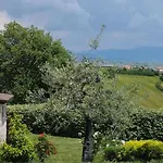 L'angolo Degli Ulivi بيت ضيافة 3*